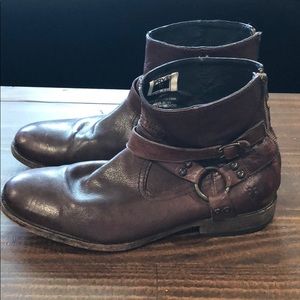 frye ethan harness